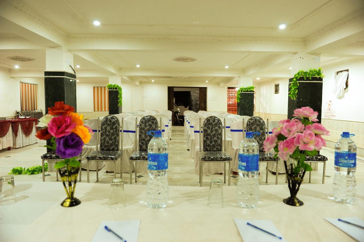 Jayanti Hotel ธาราพิธ ภายนอก รูปภาพ